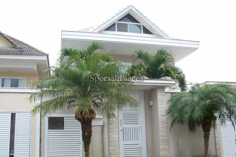 Conheça FACHADA do imóvel - Casa Para Alugar no Condomínio Recreio, Green Place - Recreio dos Bandeirantes - Rio de Janeiro - RJ - LOC1095 - 3 FACHADA