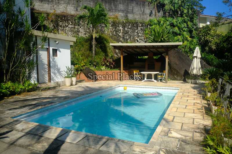 Conheça PISCINA / CHURRASQUEIRA do imóvel - Casa Condomínio São Conrado, Canoas, São Conrado, Rio de Janeiro, RJ À Venda, 4 Quartos, 439m² - BAC5952 - 3 PISCINA / CHURRASQUEIRA