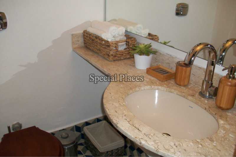 Conheça LAVABO do imóvel - Casa em Condomínio 4 quartos para alugar Barra da Tijuca, Rio de Janeiro - LOC1066 - 21 LAVABO