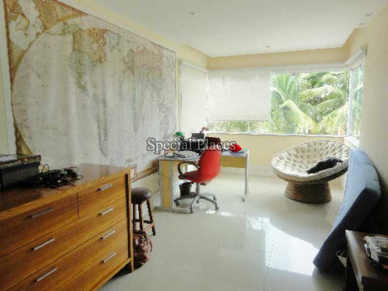 Conheça sl_intima_2o_andar do imóvel - Casa em Condomínio Barra, Sernambetiba Jardim Marapendi, Barra da Tijuca, Rio de Janeiro, RJ Para Alugar, 4 Quartos, 580m² - LOC1101 - 19 sl_intima_2o_andar