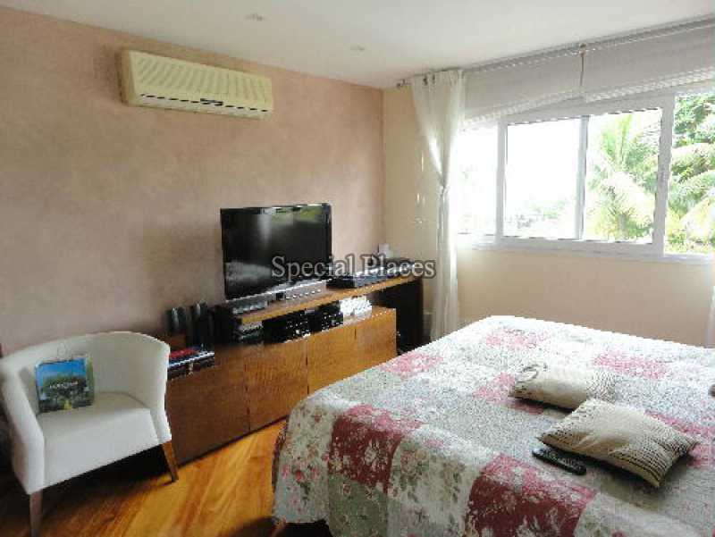 Conheça suite_ do imóvel - Casa em Condomínio Barra, Sernambetiba Jardim Marapendi, Barra da Tijuca, Rio de Janeiro, RJ Para Alugar, 4 Quartos, 580m² - LOC1101 - 23 suite_