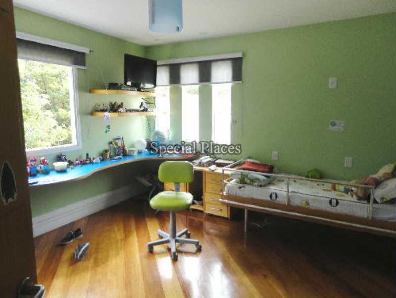 Conheça suite3 do imóvel - Casa em Condomínio Barra, Sernambetiba Jardim Marapendi, Barra da Tijuca, Rio de Janeiro, RJ Para Alugar, 4 Quartos, 580m² - LOC1101 - 27 suite3