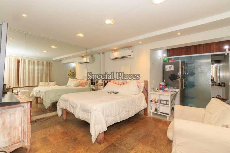 Conheça Jardim Itanhangá 26. do imóvel - Casa em Condominio Condomínio Itanhangá, Eng. N. da Rocha, Itanhangá,Rio de Janeiro,RJ À Venda,4 Quartos,838m² - BAC5974 - 27 Jardim Itanhangá 26.
