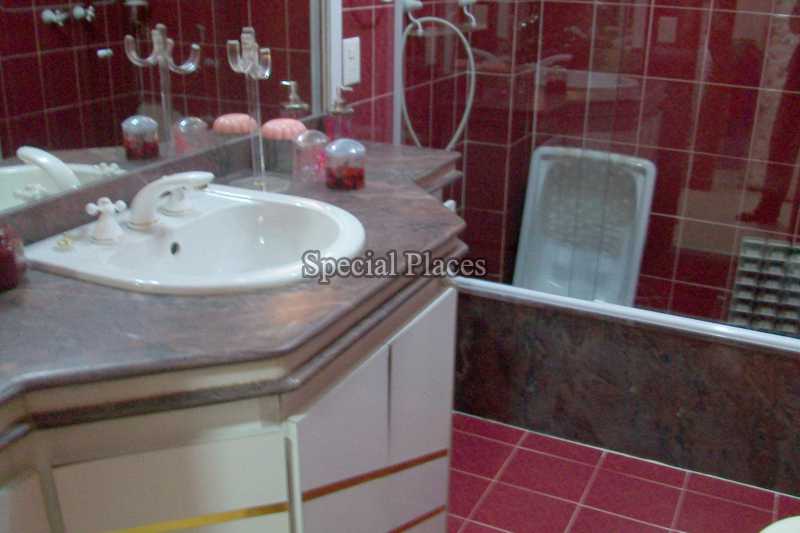 Conheça BANHEIRO do imóvel - Casa À Venda no Condomínio Barra, Village Marapendi - Recreio dos Bandeirantes - Rio de Janeiro - RJ - BAC5973 - 20 BANHEIRO