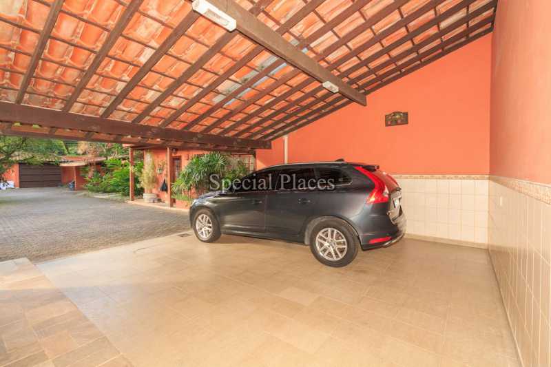 Conheça garagem do imóvel - Casa em Condomínio 4 quartos para alugar Itanhangá, Rio de Janeiro - LOC1103 - 31 garagem