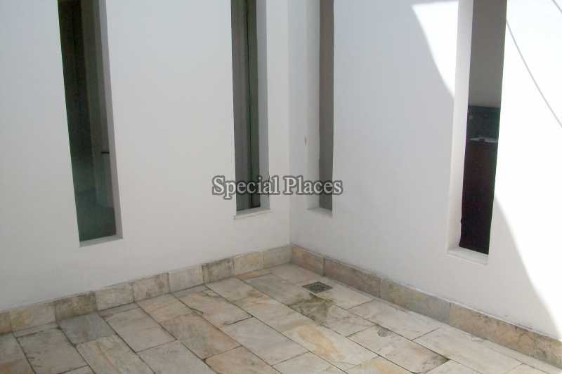 Conheça PATIO INTERNO do imóvel - Casa 3 quartos à venda Barra da Tijuca, Rio de Janeiro - R$ 2.750.000 - BAC5978 - 17 PATIO INTERNO - Casa 3 quartos à venda Barra da Tijuca, Rio de Janeiro - R$ 2.750.000 - BAC5978 - 17