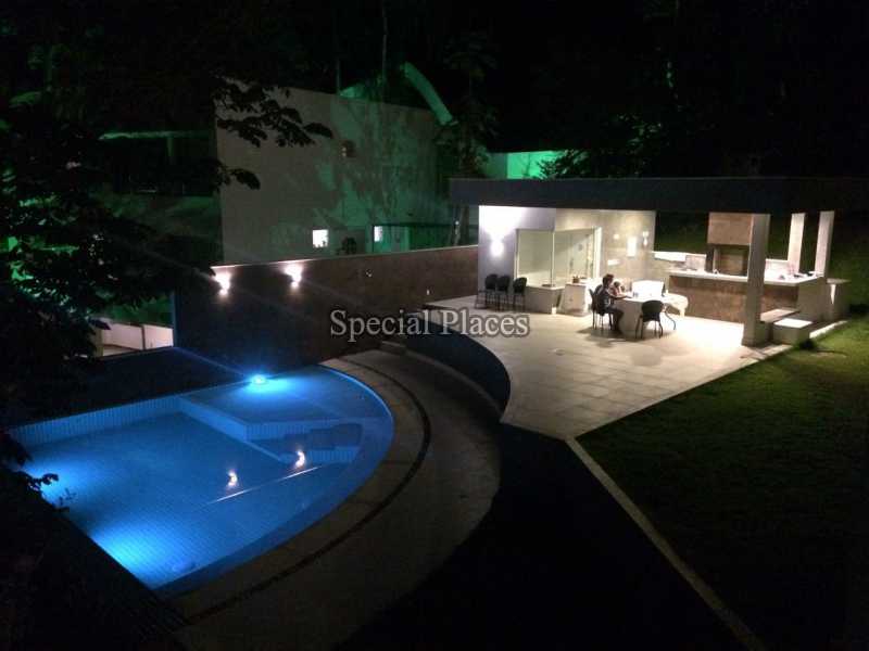 Conheça PISCINA NOITE do imóvel - Casa em Condomínio 5 quartos para alugar Itanhangá, Rio de Janeiro - LOC1107 - 15 PISCINA NOITE