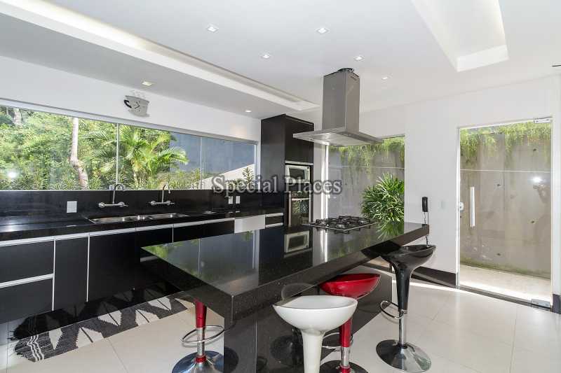 Conheça COPA COZINHA do imóvel - Casa em Condomínio 5 quartos para alugar Itanhangá, Rio de Janeiro - LOC1107 - 18 COPA COZINHA