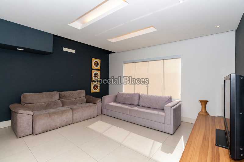 Conheça SALA DE TV do imóvel - Casa em Condomínio 5 quartos para alugar Itanhangá, Rio de Janeiro - LOC1107 - 19 SALA DE TV