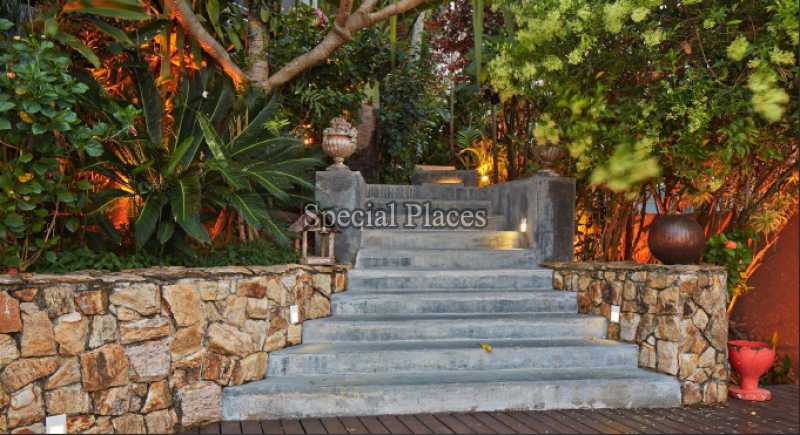 Conheça DETALHE ESCADA JARDIM do imóvel - Casa À Venda no Condomínio Joatinga - Joá - Rio de Janeiro - RJ - BAC5987 - 3 DETALHE ESCADA JARDIM