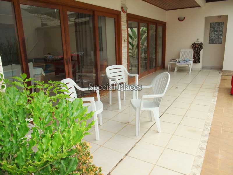 Conheça VARANDÃO do imóvel - Casa em Condomínio Recreio, Maramar, Recreio dos Bandeirantes, Rio de Janeiro, RJ Para Alugar, 4 Quartos, 400m² - LOC1110 - 8 VARANDÃO