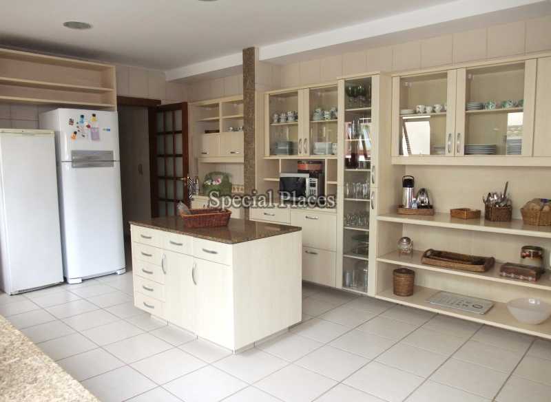 Conheça COZINHA do imóvel - Casa em Condomínio Recreio, Maramar, Recreio dos Bandeirantes, Rio de Janeiro, RJ Para Alugar, 4 Quartos, 400m² - LOC1110 - 19 COZINHA