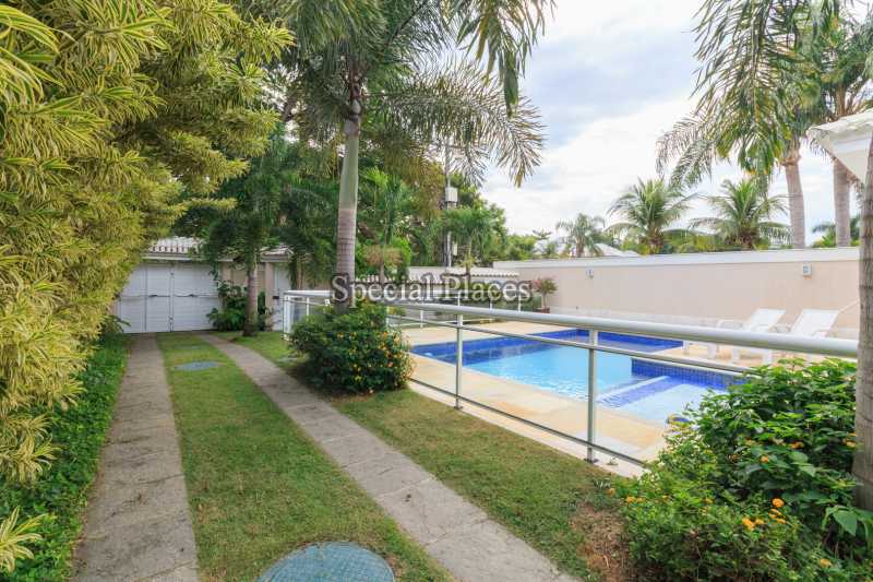 Conheça PISCINA do imóvel - Casa em Condomínio Barra, Núcleo das Mansões, Barra da Tijuca, Rio de Janeiro, RJ Para Alugar, 5 Quartos, 197m² - LOC1111 - 5 PISCINA