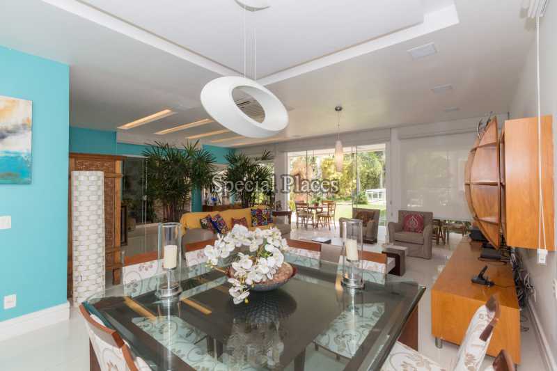 Conheça SALA DE JANTAR do imóvel - Casa em Condomínio Barra, Núcleo das Mansões, Barra da Tijuca, Rio de Janeiro, RJ Para Alugar, 5 Quartos, 197m² - LOC1111 - 12 SALA DE JANTAR