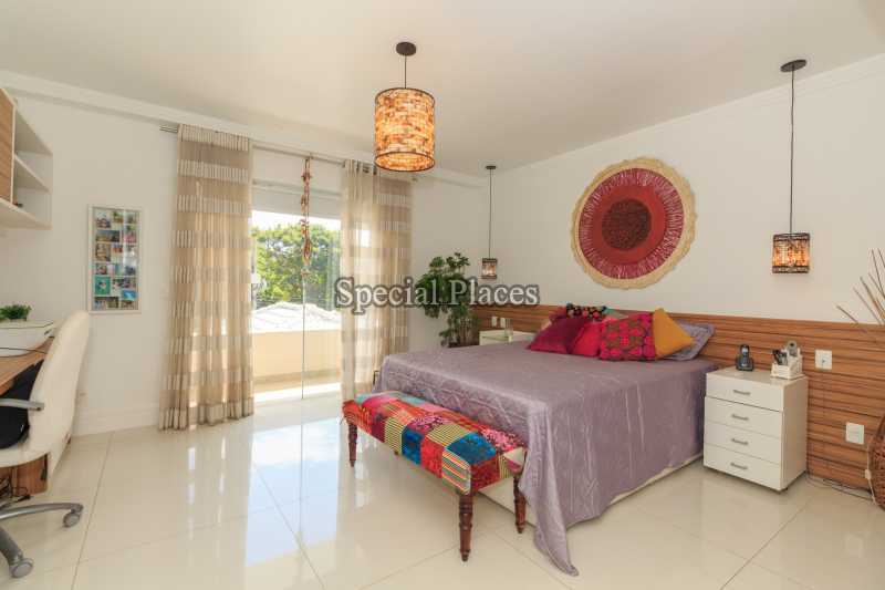 Conheça SUITE 1 do imóvel - Casa em Condomínio Barra, Núcleo das Mansões, Barra da Tijuca, Rio de Janeiro, RJ Para Alugar, 5 Quartos, 197m² - LOC1111 - 18 SUITE 1