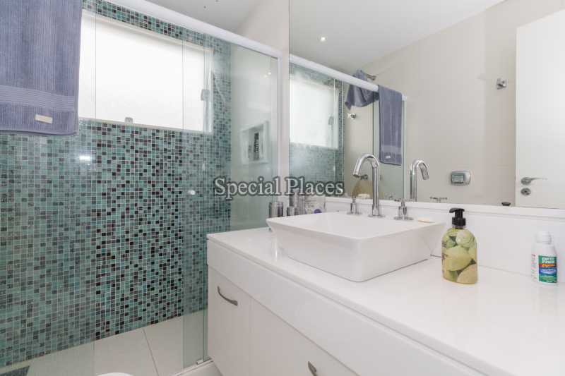 Conheça BANHEIRO SUITE 3 do imóvel - Casa em Condomínio Barra, Núcleo das Mansões, Barra da Tijuca, Rio de Janeiro, RJ Para Alugar, 5 Quartos, 197m² - LOC1111 - 24 BANHEIRO SUITE 3