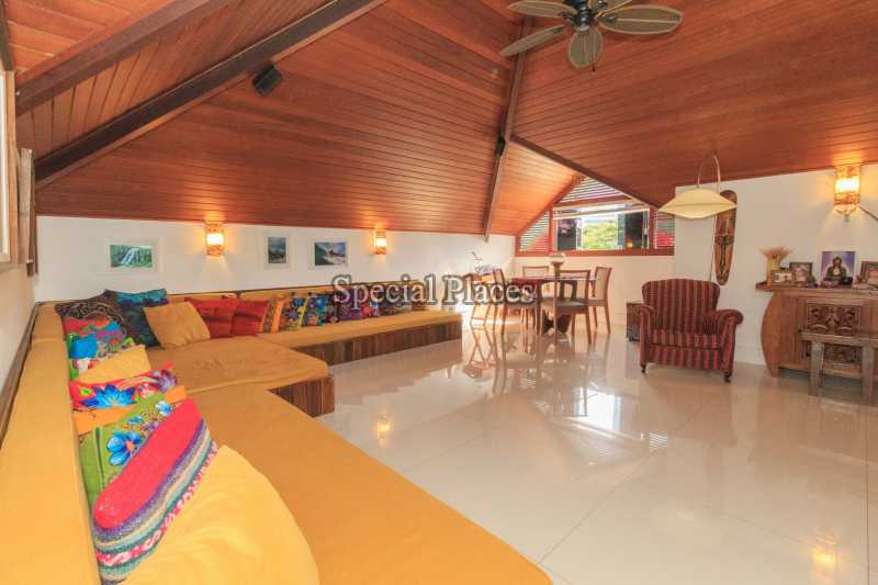 Conheça SÓTÃO do imóvel - Casa em Condomínio Barra, Núcleo das Mansões, Barra da Tijuca, Rio de Janeiro, RJ Para Alugar, 5 Quartos, 197m² - LOC1111 - 27 SÓTÃO