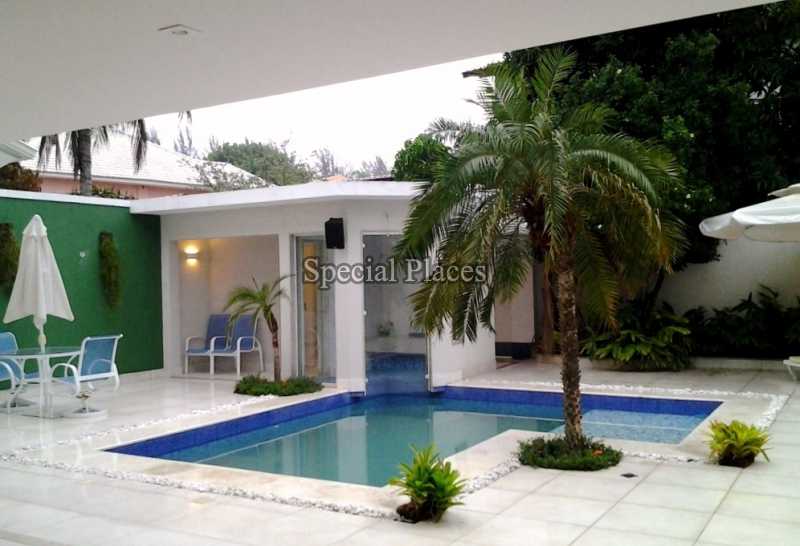 Conheça PISCINA/ SAUNA MOLHADA do imóvel - Casa em Condomínio 5 quartos para alugar Barra da Tijuca, Rio de Janeiro - R$ 16.000 - LOC1112 - 3 PISCINA/ SAUNA MOLHADA