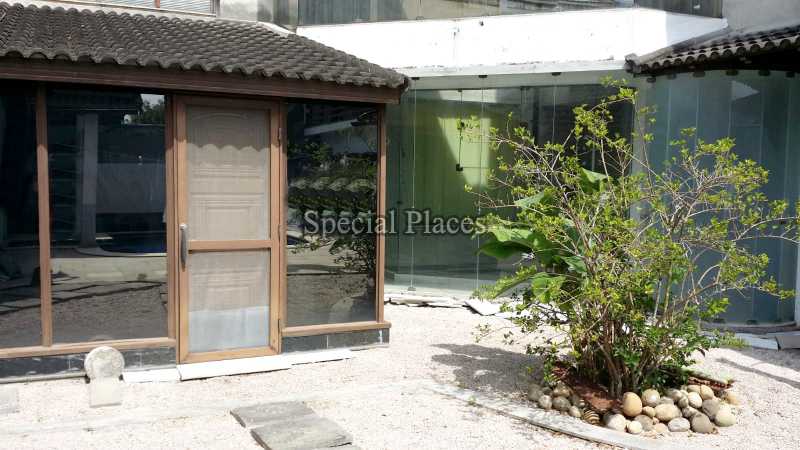 Conheça JARDIM FUNDOS do imóvel - Casa em Condominio Condomínio Recreio, Maramar, Recreio dos Bandeirantes,Rio de Janeiro,RJ À Venda,7 Quartos,611m² - BAC5999 - 9 JARDIM FUNDOS