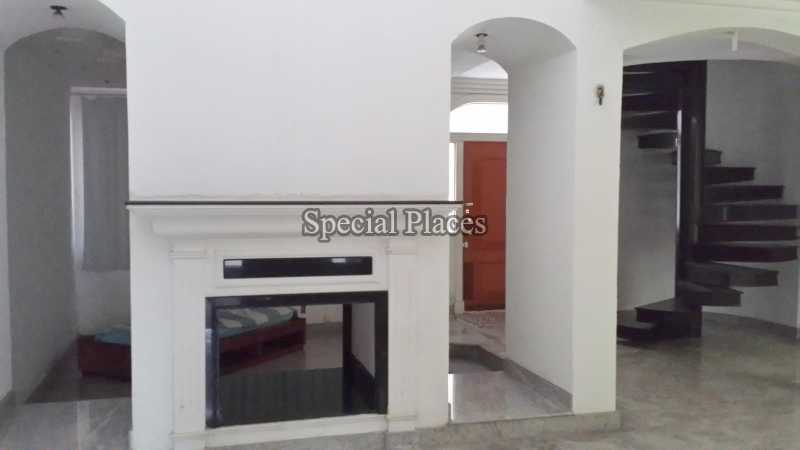 Conheça SALA COM LAREIRA do imóvel - Casa em Condominio Condomínio Recreio, Maramar, Recreio dos Bandeirantes,Rio de Janeiro,RJ À Venda,7 Quartos,611m² - BAC5999 - 11 SALA COM LAREIRA