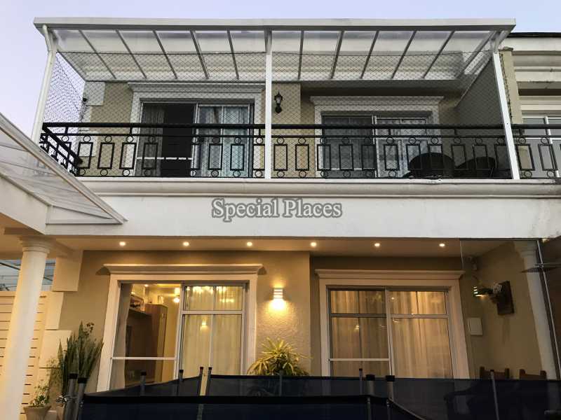 Conheça FACHADA do imóvel - Casa À Venda no Condomínio Recreio, Jardins de Monet - Recreio dos Bandeirantes - Rio de Janeiro - RJ - BAC6000 - 3 FACHADA