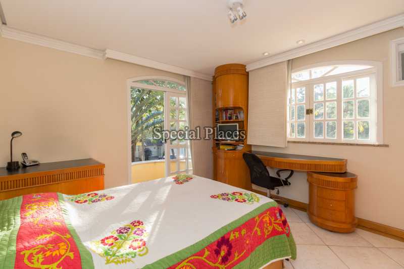 Conheça SUITE 3 do imóvel - Casa em Condomínio Barra, Sernambetiba Jardim Marapendi, Barra da Tijuca, Rio de Janeiro, RJ À Venda, 3 Quartos, 467m² - BAC6005 - 21 SUITE 3