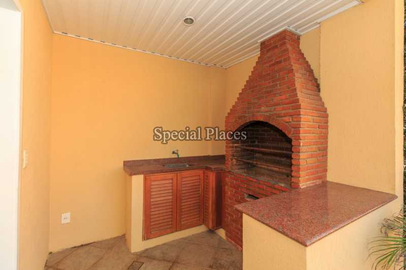 Conheça CHURRASQUEIRA do imóvel - Casa em Condomínio Barra, Sernambetiba Jardim Marapendi, Barra da Tijuca, Rio de Janeiro, RJ À Venda, 3 Quartos, 467m² - BAC6005 - 28 CHURRASQUEIRA