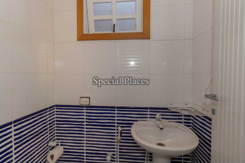 Conheça BANHEIRO LAZER do imóvel - Casa em Condomínio Barra, Sernambetiba Jardim Marapendi, Barra da Tijuca, Rio de Janeiro, RJ À Venda, 3 Quartos, 467m² - BAC6005 - 29 BANHEIRO LAZER