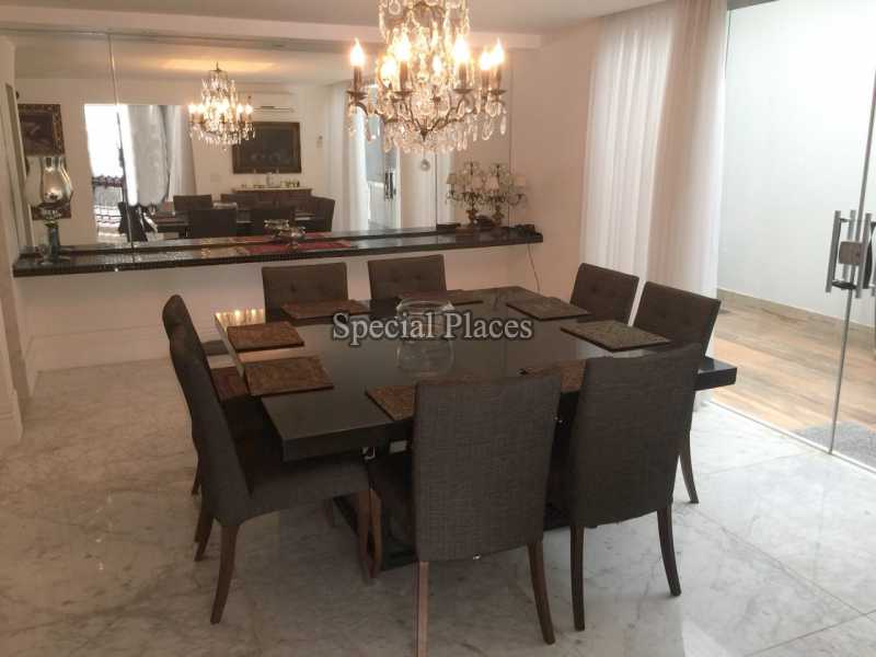 Conheça SALA DE JANTAR do imóvel - Casa À Venda no Condomínio Barra, Sernambetiba Jardim Marapendi - Barra da Tijuca - Rio de Janeiro - RJ - BAC6011 - 11 SALA DE JANTAR