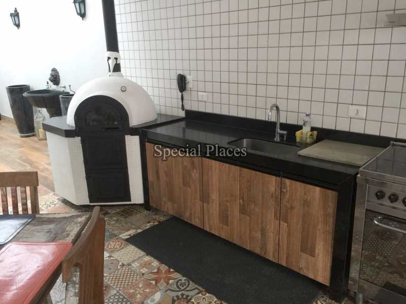 Conheça AREA GOURMET do imóvel - Casa À Venda no Condomínio Barra, Sernambetiba Jardim Marapendi - Barra da Tijuca - Rio de Janeiro - RJ - BAC6011 - 4 AREA GOURMET