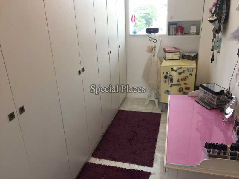 Conheça CLOSET do imóvel - Casa À Venda no Condomínio Barra, Sernambetiba Jardim Marapendi - Barra da Tijuca - Rio de Janeiro - RJ - BAC6011 - 20 CLOSET