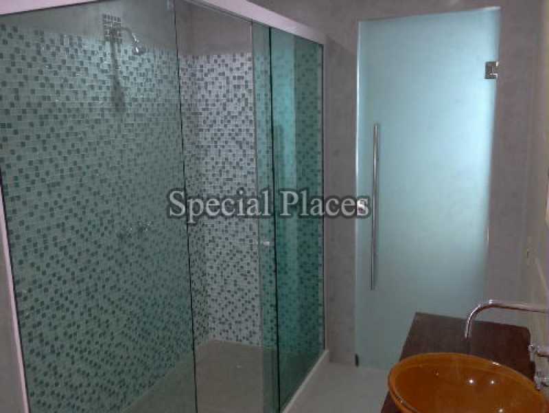 Conheça BANHEIRO SUITE do imóvel - Casa Joá, Rio de Janeiro, RJ Para Alugar, 5 Quartos, 400m² - LOC1128 - 21 BANHEIRO SUITE