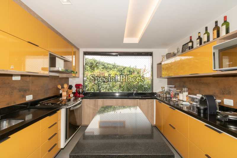 Conheça 11 COPA COZINHA do imóvel - Casa em Condomínio Itanhangá, Greenwood Park, Itanhangá, Rio de Janeiro, RJ Para Alugar, 4 Quartos, 500m² - LOC1132 - 13 11 COPA COZINHA
