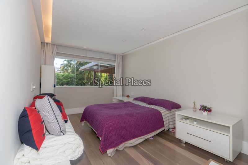 Conheça 19 SUITE III do imóvel - Casa em Condomínio Itanhangá, Greenwood Park, Itanhangá, Rio de Janeiro, RJ Para Alugar, 4 Quartos, 500m² - LOC1132 - 19 19 SUITE III
