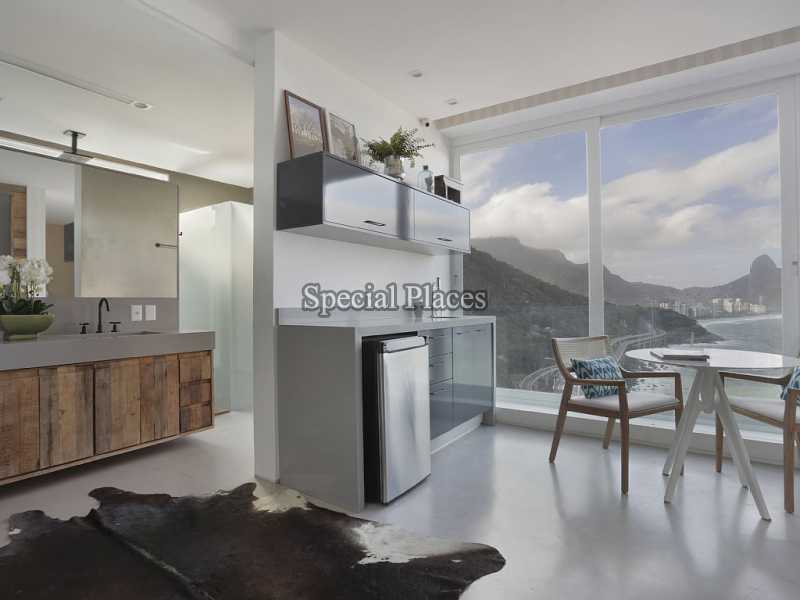 Conheça COPA COZINHA do imóvel - Casa Para Alugar no Condomínio Joatinga - Joá - Rio de Janeiro - RJ - LOC1139 - 6 COPA COZINHA