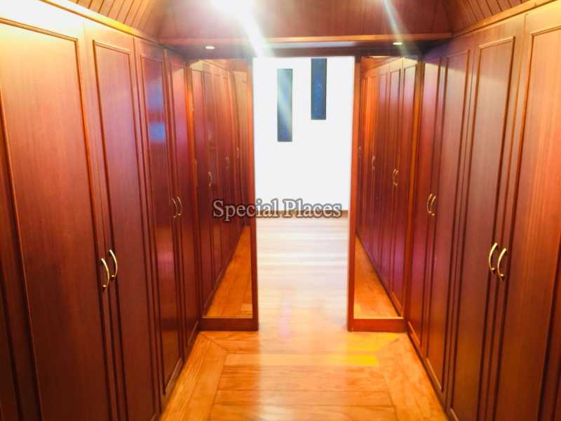 Conheça CLOSET do imóvel - Casa em Condomínio São Conrado, São Conrado, Rio de Janeiro, RJ Para Alugar, 5 Quartos, 450m² - LOC1141 - 24 CLOSET