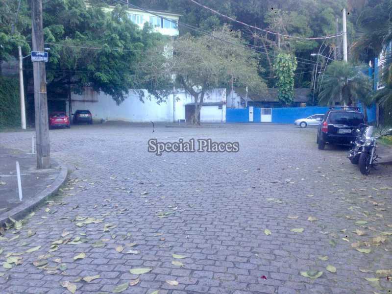 Conheça ESTACIONAMENTO FARTO do imóvel - Casa em Condomínio São Conrado, São Conrado, Rio de Janeiro, RJ Para Alugar, 5 Quartos, 450m² - LOC1141 - 31 ESTACIONAMENTO FARTO