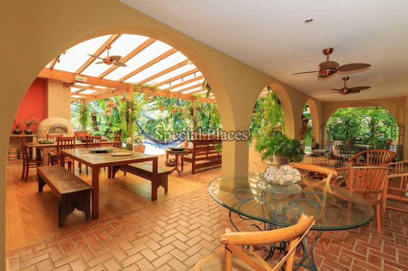 Conheça Varanda Térrea 2 do imóvel - Casa À Venda no Condomínio Barra, Jardim Barra da Tijuca - Barra da Tijuca - Rio de Janeiro - RJ - BAC6057 - 7 Varanda Térrea 2