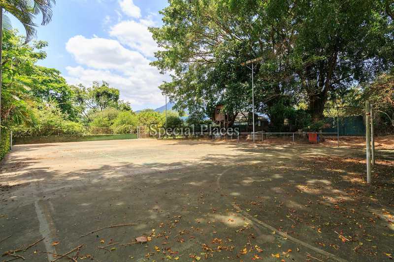 Conheça Quadra Esporte do imóvel - Casa À Venda no Condomínio Barra, Jardim Barra da Tijuca - Barra da Tijuca - Rio de Janeiro - RJ - BAC6057 - 13 Quadra Esporte