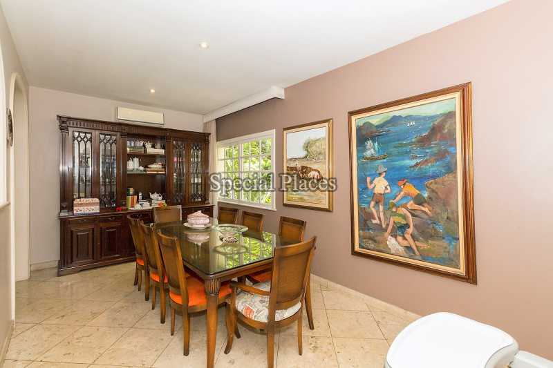 Conheça Sala Almoço do imóvel - Casa À Venda no Condomínio Barra, Jardim Barra da Tijuca - Barra da Tijuca - Rio de Janeiro - RJ - BAC6057 - 17 Sala Almoço