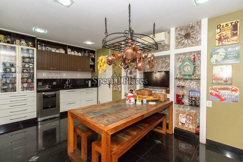 Conheça Cozinha do imóvel - Casa À Venda no Condomínio Barra, Jardim Barra da Tijuca - Barra da Tijuca - Rio de Janeiro - RJ - BAC6057 - 19 Cozinha