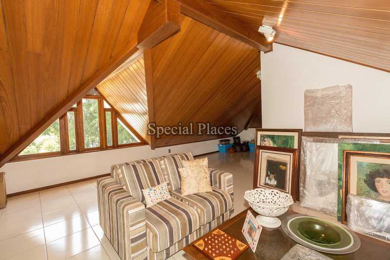 Conheça Sotão do imóvel - Casa À Venda no Condomínio Barra, Jardim Barra da Tijuca - Barra da Tijuca - Rio de Janeiro - RJ - BAC6057 - 29 Sotão