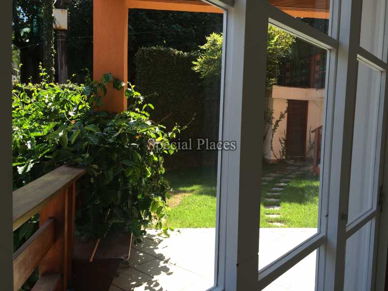 Conheça VARANDA HOME THEATER do imóvel - Casa em Condomínio 5 quartos para alugar Itanhangá, Rio de Janeiro - R$ 7.000 - LOC1148 - 19 VARANDA HOME THEATER