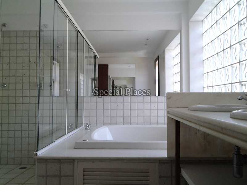 Conheça SUITE MASTER BANHO3 do imóvel - Casa em Condomínio 5 quartos para alugar Itanhangá, Rio de Janeiro - R$ 7.000 - LOC1148 - 24 SUITE MASTER BANHO3