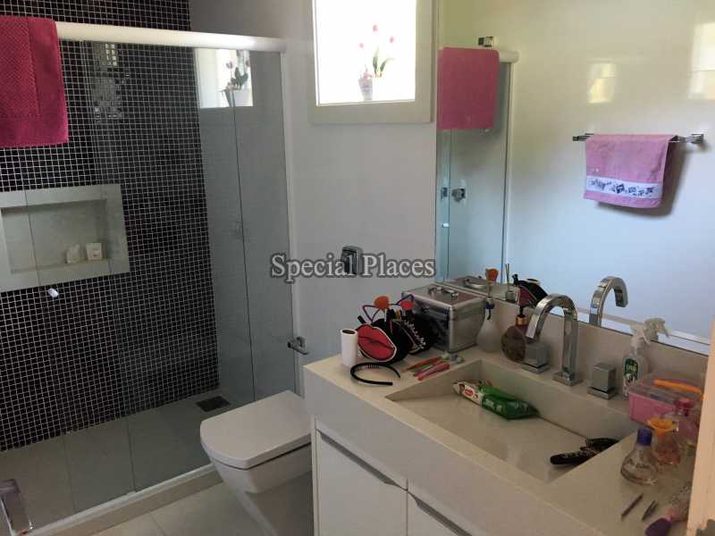Conheça Banheiro suite 1 do imóvel - Casa À Venda no Condomínio Itanhangá, Reserva - Barra da Tijuca - Rio de Janeiro - RJ - BAC6062 - 21 Banheiro suite 1