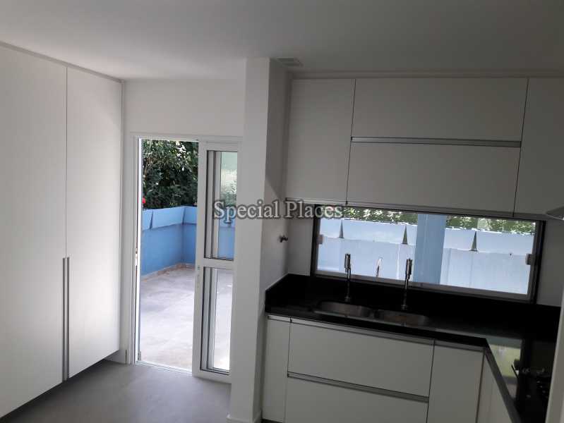 Conheça Cozinha 2 do imóvel - Casa Para Alugar no Condomínio Barra, Vivendas da Barra - Barra da Tijuca - Rio de Janeiro - RJ - LOC1155 - 12 Cozinha 2