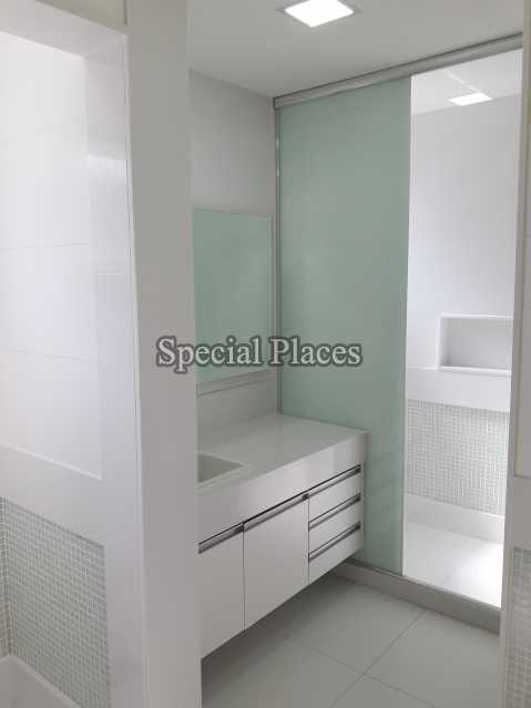 Conheça Closet2 do imóvel - Casa Para Alugar no Condomínio Barra, Vivendas da Barra - Barra da Tijuca - Rio de Janeiro - RJ - LOC1155 - 24 Closet2