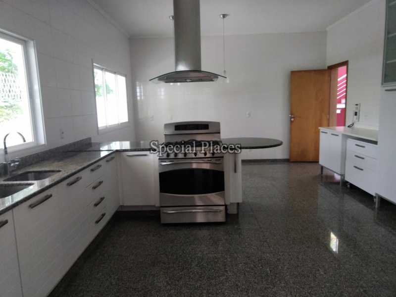 Conheça Copa Cozinha do imóvel - Casa Para Alugar no Condomínio Barra, Novo Leblon - Barra da Tijuca - Rio de Janeiro - RJ - LOC1159 - 9 Copa Cozinha