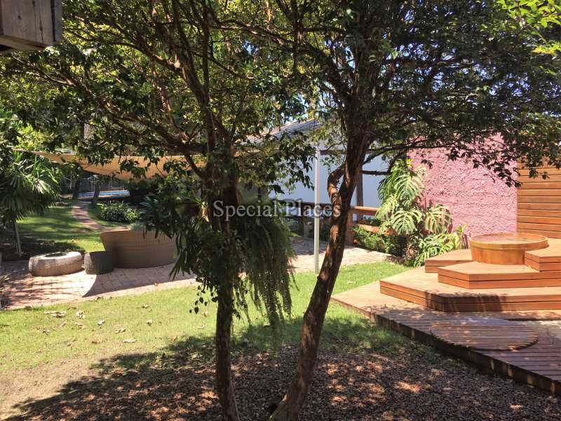 Conheça Jardim 2 do imóvel - Casa Para Alugar no Condomínio Itanhangá, Portinho do Massarú - Itanhangá - Rio de Janeiro - RJ - LOC1161 - 4 Jardim 2