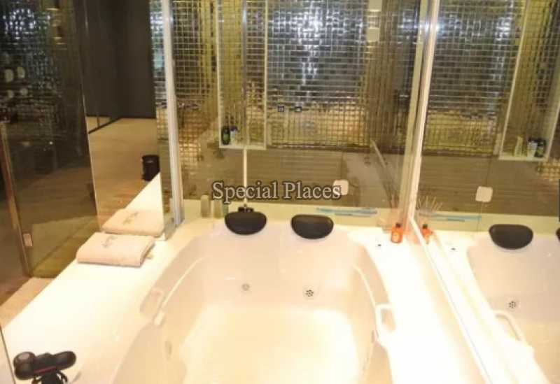 Conheça Hidromassagem do imóvel - Casa Para Alugar no Condomínio Itanhangá, Reserva - Itanhangá - Rio de Janeiro - RJ - LOC1163 - 13 Hidromassagem